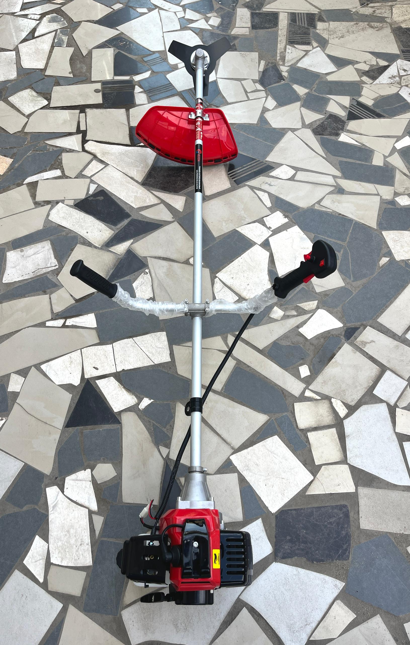 GRASS CUTTER (panga kichaa)